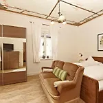 Aparthotel Haus Schweigart 3*