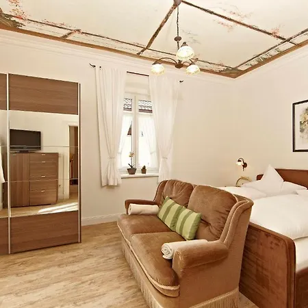 Aparthotel Haus Schweigart 3*